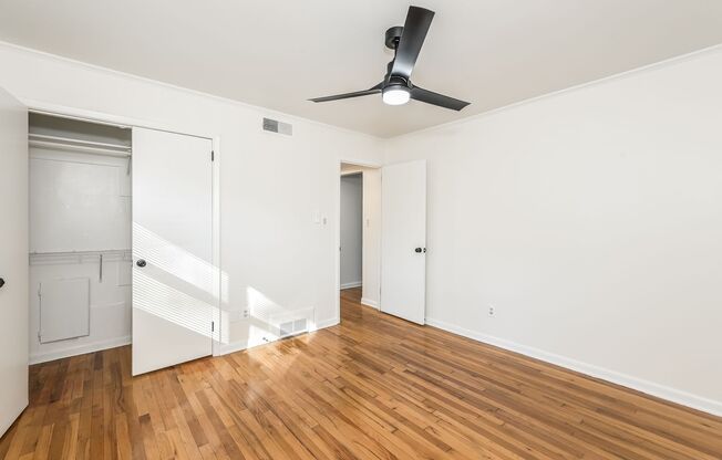 1 bed, 1 bath, 750 sqft, $1,099, Unit 7