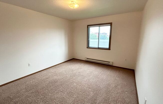 2 beds, 1 bath, 820 sqft, $875, Unit 1710-309