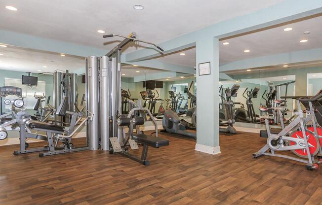 STATE-OF-THE-ART FITNESS CENTER