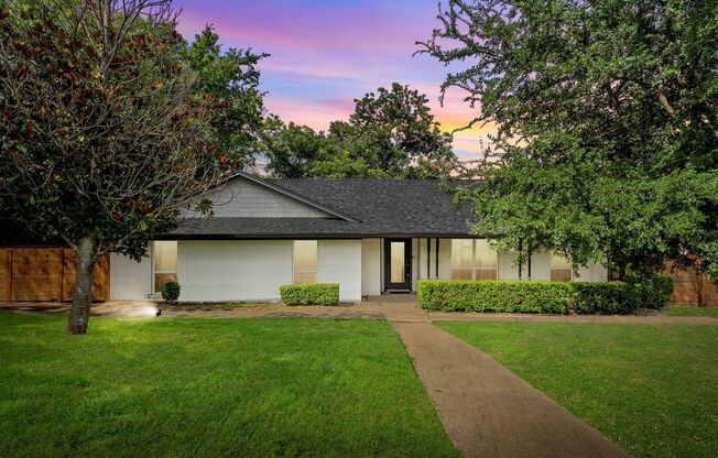 Fully Renovated Woodway Home