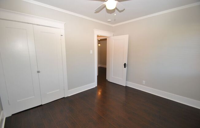 1 bed, 1 bath, $2,400, Unit 312 Temple Ave Unit B