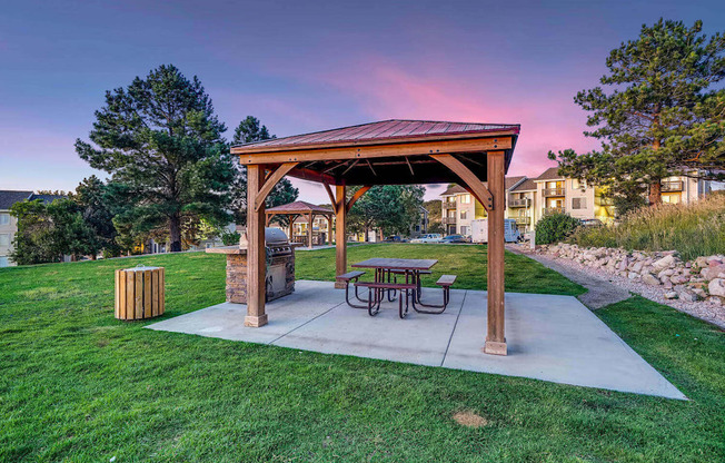 Vistas at Plum Creek | Castle Rock Apartments | Gazebo