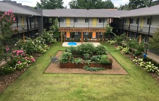 2 beds, 1 bath, 750 sqft, $850, Unit 29