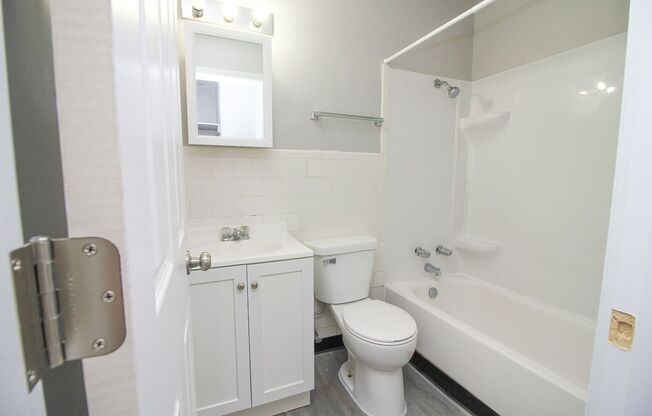 1 bed, 1 bath, 585 sqft, $695, Unit 301-10