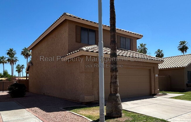 5943 W DRAKE CT
