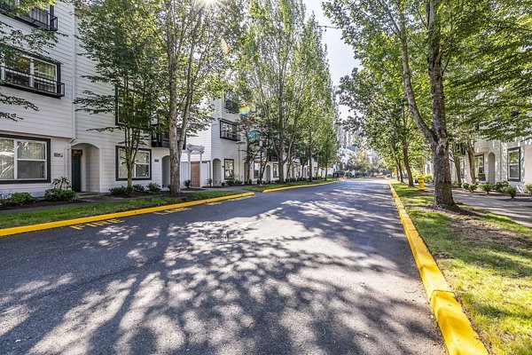 Avignon Townhomes in Redmond