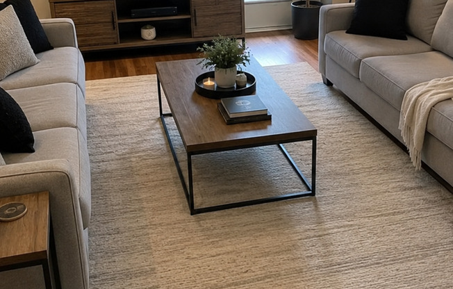 11811 Beverly