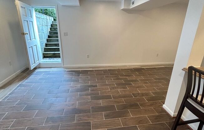 Super Cute BSMT Studio Apartment = All Utilities included