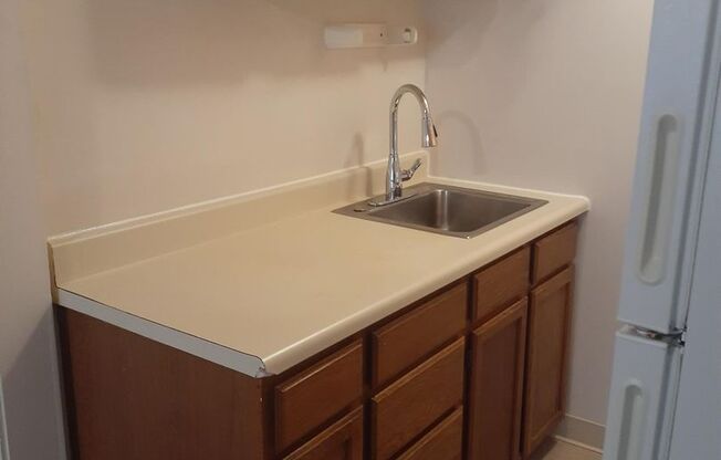 California Avenue Apartments