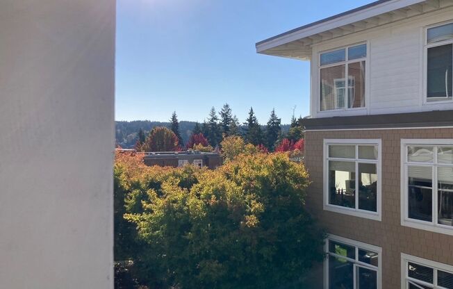 Harbor Square Condominium