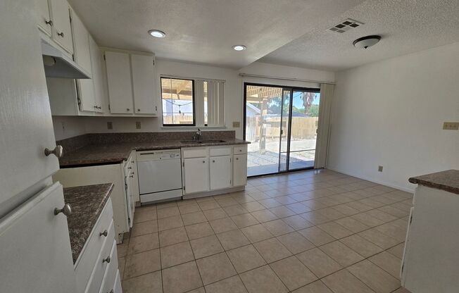 1743 W Avenue K9 Lancaster CA 93534