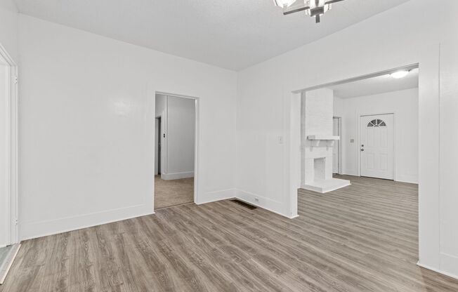 3 beds, 1 bath, $1,250