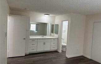 1 bed, 1 bath, 800 sqft, $1,750, Unit 102