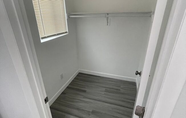 1 bed, 1 bath, $500, Unit 1