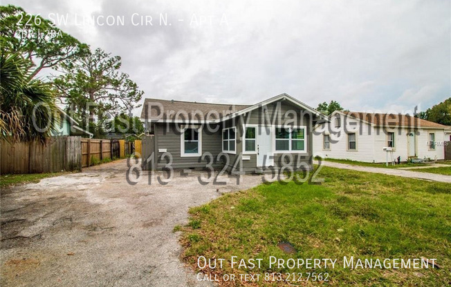 226 SW LINCON CIR N