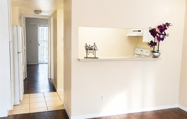 Welcome to the Waterside Community Condo — your opportunity to stop renting and start owning in Tampa, FL.