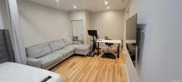 Studio, 1 bath, $2,295, Unit 405