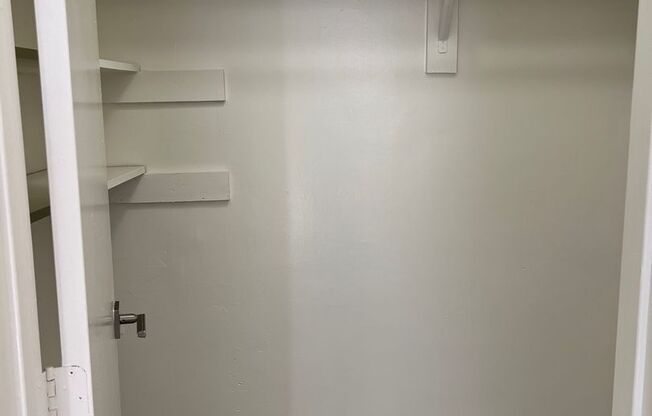 1 bed, 1 bath, 792 sqft, $1,975, Unit 06