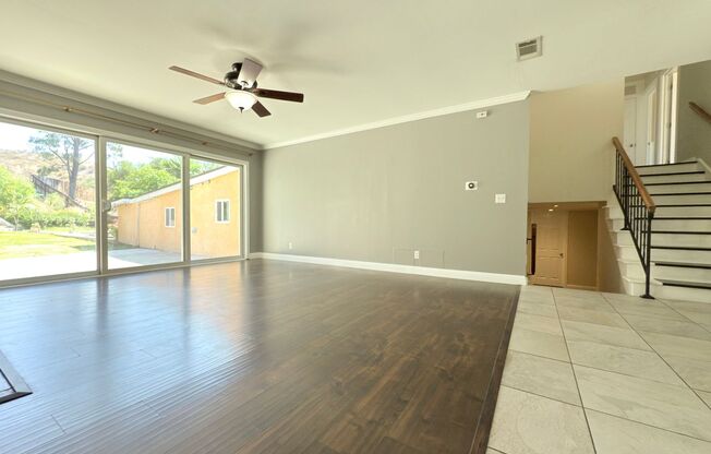 Spacious 4-Bedroom Home in Prime Santa Clarita Location