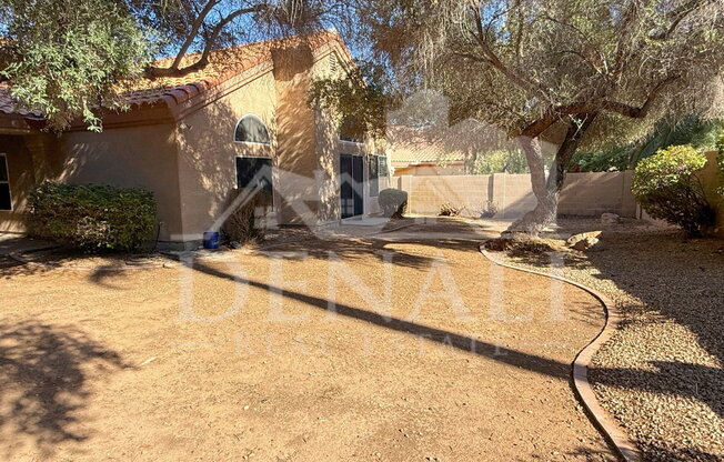 3 beds, 2 baths, 2,356 sqft, $2,895