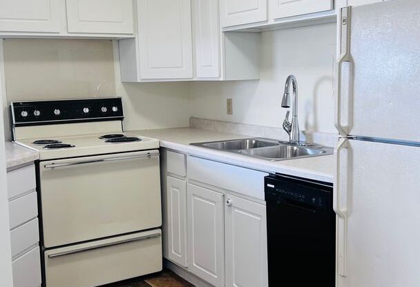 1 bed, 1 bath, 626 sqft, $1,050, Unit # 1408