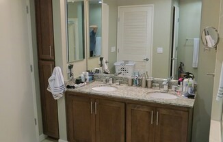 1 bed, 1 bath, 740 sqft, $2,900, Unit 326