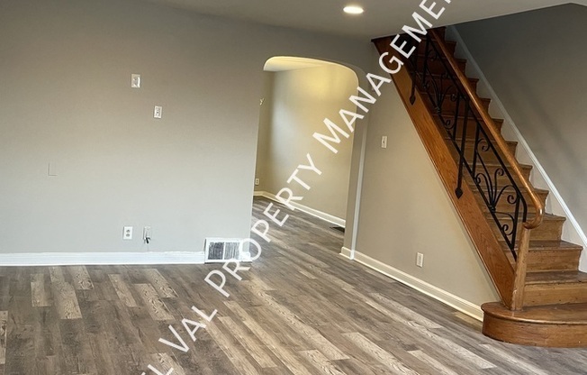 203 E WALNUT PARK DR
