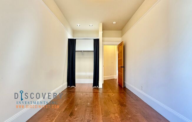 SOMA Top Floor Condominium for Immediate Lease
