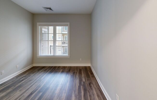 2 beds, 2 baths, 1,042 sqft, $3,075, Unit 5210