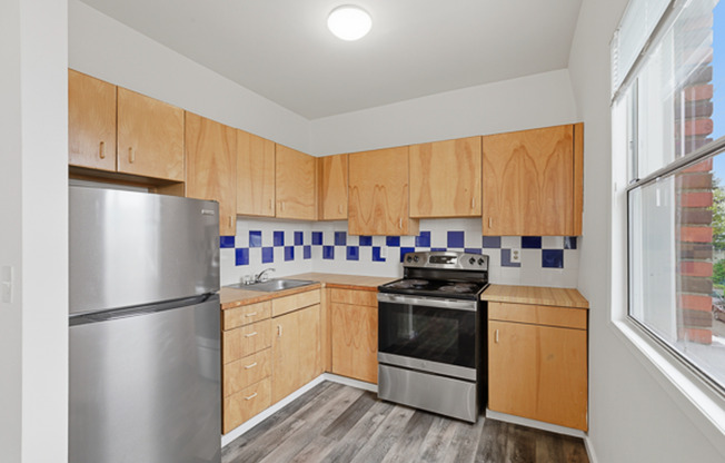 Studio, 1 bath, 400 sqft, $1,150, Unit C05