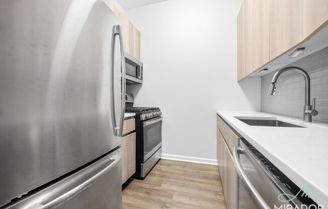 1 bed, 1 bath, $4,100, Unit 11C