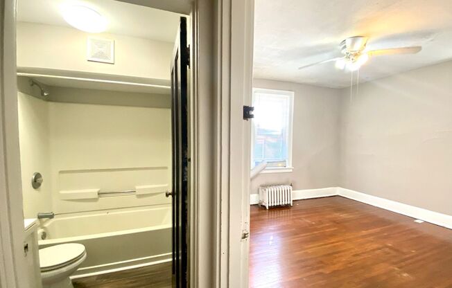 3 beds, 1 bath, 1,000 sqft, $1,500, Unit Unit 1