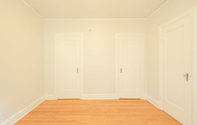 2 beds, 1 bath, 825 sqft, $1,930, Unit 401