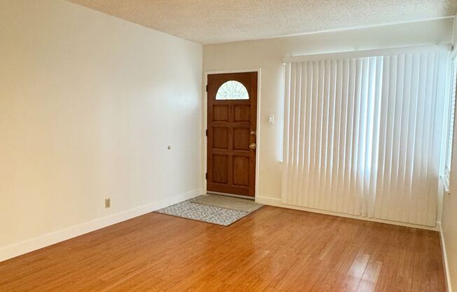 Charming 3-Bedroom Front Home in Lakewood