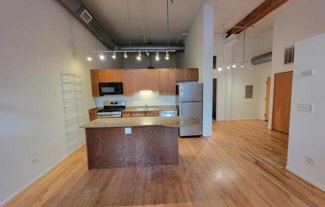 417 S Jefferson St 311B