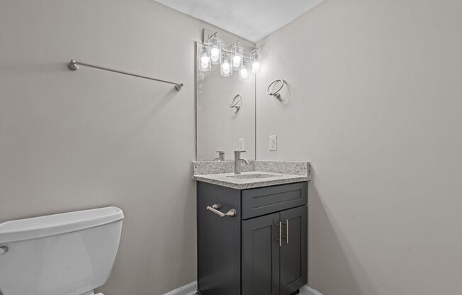 2 beds, 1 bath, 725 sqft, $1,195, Unit 1302-C