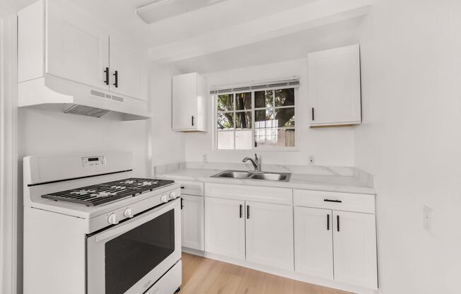 940 Arcadia Pl Units A-E