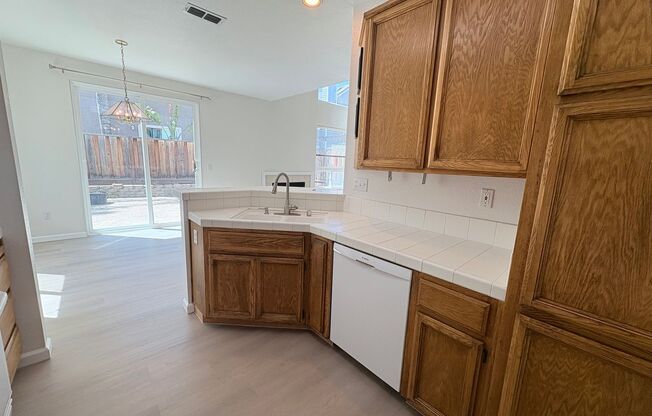 Cute 3 Bedroom 2.5 Bath Home in Brentwood