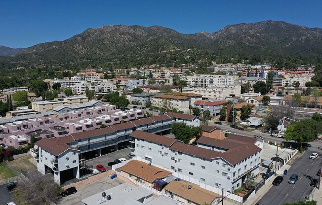 10237 Tujunga Canyon Blvd