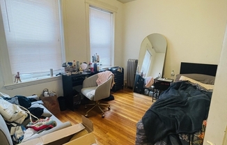 2 beds, 1 bath, 617 sqft, $2,775, Unit 38