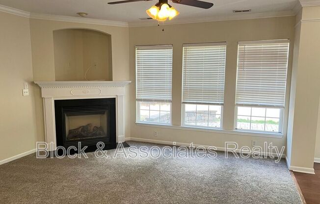 522 VIRGINIA WATER DR