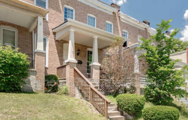 2526 DRUID PARK DR