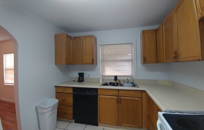 3 beds, 1 bath, $1,800