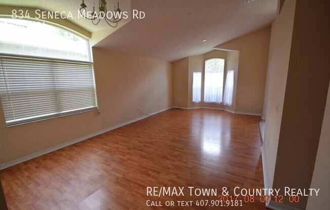 834 SENECA MDWS RD