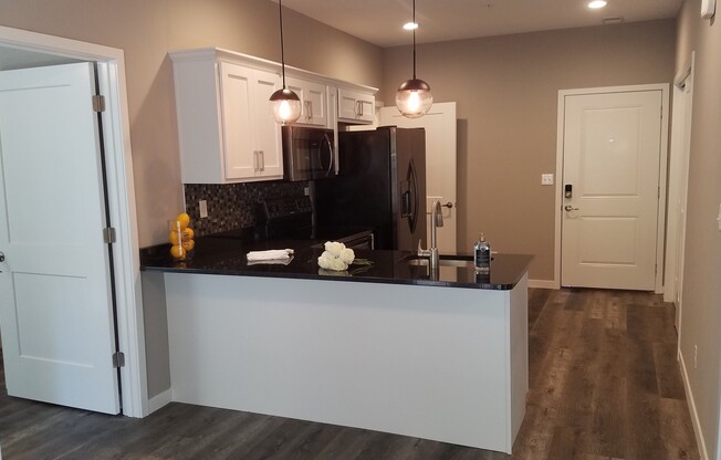 2 bedroom 2 bath Luxury Apartment Branson MO in Gated Community- Offering Flexible Lease Terms