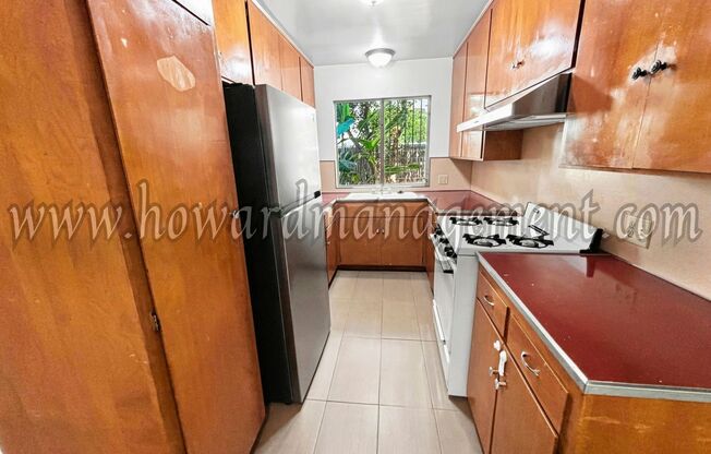 3645 Vinton
