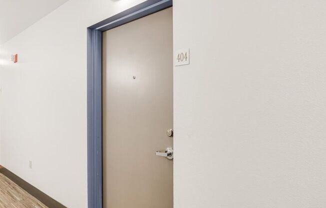 1 bed, 1 bath, 660 sqft, $1,600, Unit 404