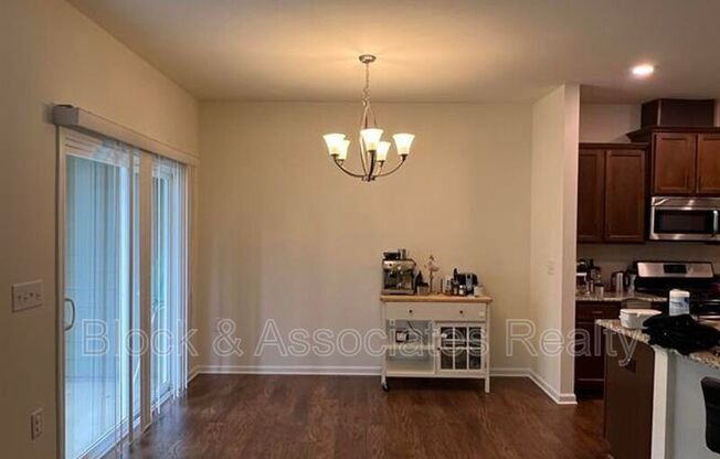 1156 LOOKOUT RDG