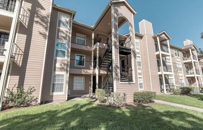 2 beds, 2 baths, $1,650, Unit # 12200