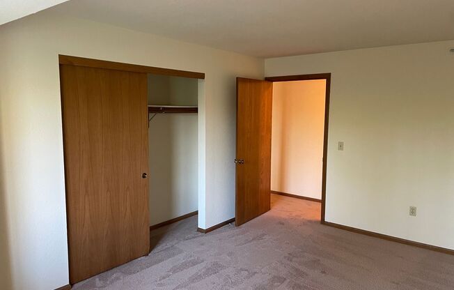 2 beds, 2 baths, 1,400 sqft, $1,650, Unit 6855-103